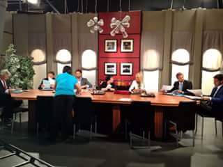 bb_bazzani's tweet photo. Avremmo dovuto vederlo,ma @QuiMediaset.it nn ce l'avete permesso,vogliamo #Centovetrine! #centovetrinenondevemorire http://t.co/BCzhnkgYGW