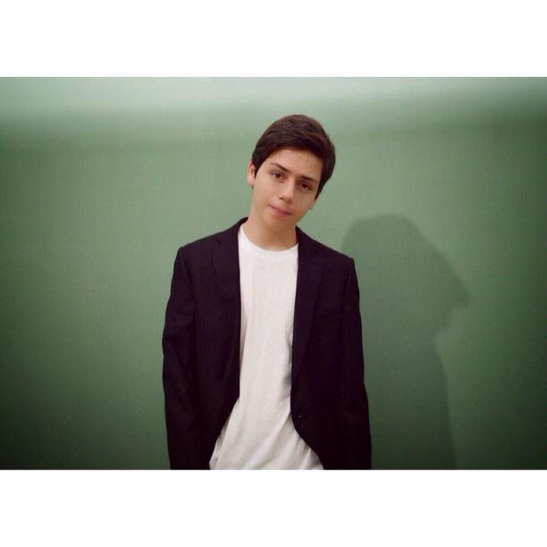 VICEmodel's tweet photo. Bolivar Peña | VICE Ecuador | Teen http://t.co/vTpkiFouBv