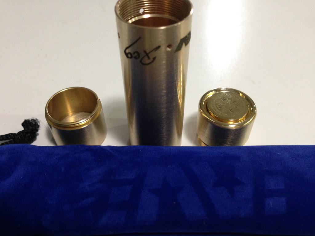 YeliaYe's tweet photo. #pegmod #manhattanpegmod #AVpegmod on sale!!! #VapeClouds #vapefamily #subohm #VapeGirl #vapelife http://t.co/qL4yNDp7Zk