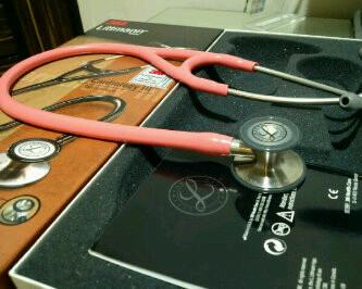 sahabatmedika's tweet photo. Littmann cardio III_coral pink (garansi resmi 5 tahun). Hubungi CP kami untuk pemesanan :) http://t.co/Q7pmoCtde2