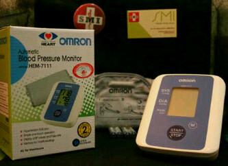 sahabatmedika's tweet photo. Tensimeter digital Omron_7111. Hubungi CP kami untuk pemesanan :) http://t.co/Ymxzqiq8KB