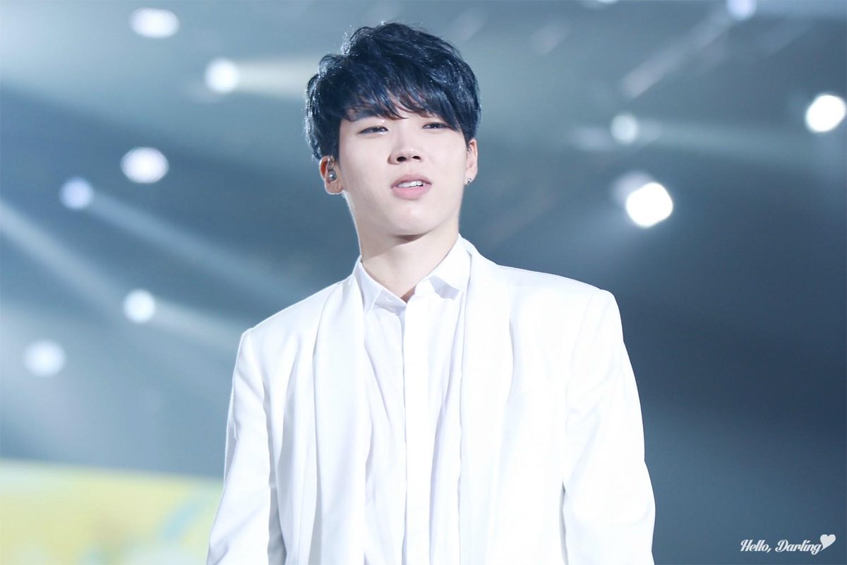 INFINITE7SOUL's tweet photo. [PICS][DL] 150311 #인피니트 – Japan Tour ‘Dilemma’ in Nayoga 70P  http://t.co/8z2OybB6z2 http://t.co/IEI5lutAEA