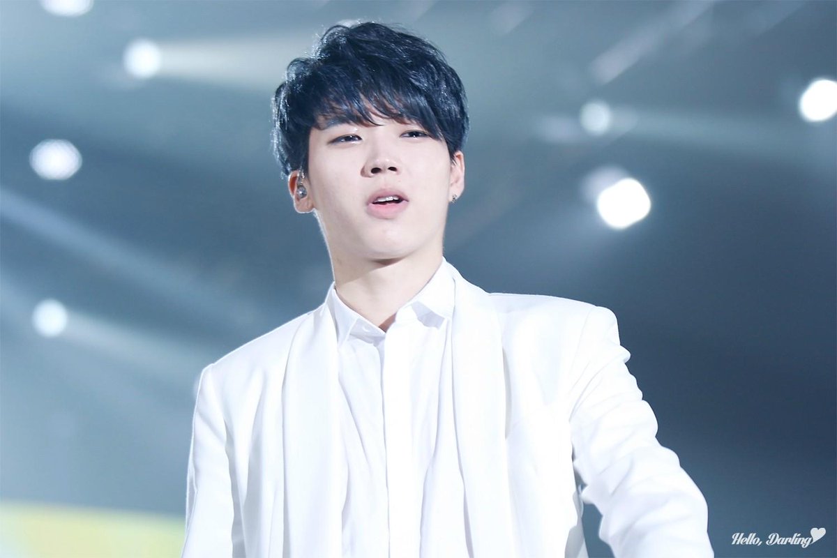 INFINITE7SOUL's tweet photo. [PICS][DL] 150311 #인피니트 – Japan Tour ‘Dilemma’ in Nayoga 70P  http://t.co/8z2OybB6z2 http://t.co/IEI5lutAEA