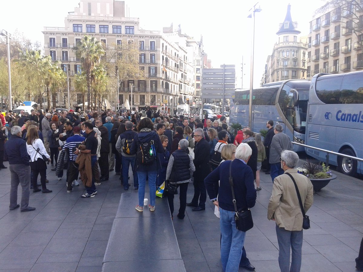 Abans d començar els tours! - Previously to start the tours! - ¡Antes d iniciar los tours! #PublicMarkets15 Le'ts go!