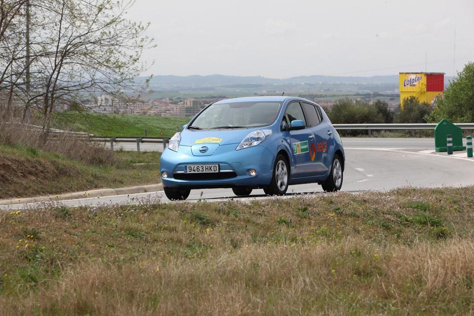 AECAGroup's tweet photo. Ens veiem aquest any de nou en el ECO rally! @ClubRACC @RallyRACC http://t.co/yZXGtDDIT1 http://t.co/nZcwp2tejZ