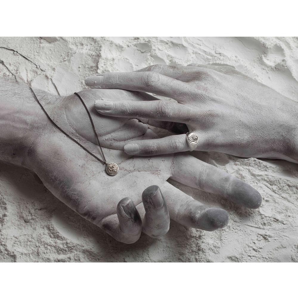 ThorWistle's tweet photo. We have a new collection in store by @EntwistleJewels 😍 Come visit us and get your #Metamorphosis bling ;) http://t.co/CYgFHC0aU9
