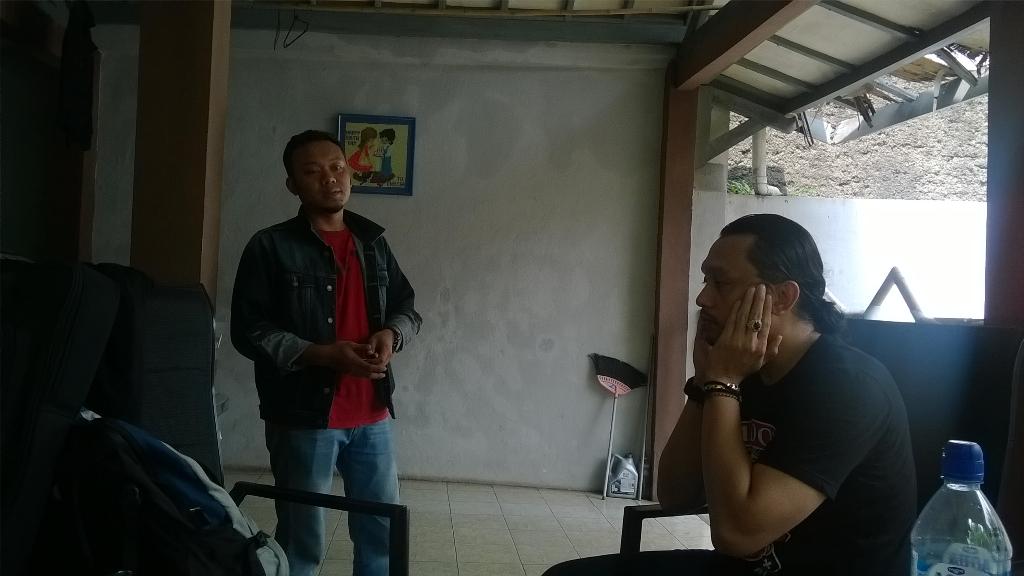 Mlm tweeps..hari ini ExProd kami Capt. <a href="/NunuMalik/">Ibnumalik</a> sdg ultah lho Happy B'day Capt!Sukses! Cc <a href="/irang22arkad/">Irang Arkad</a>