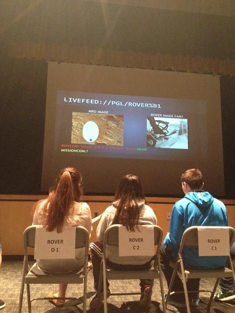 pinegrovelabs's tweet photo. Getting live feed from rover B1. @FahyScience @NASA @NASAJPL http://t.co/mofqePMh8g