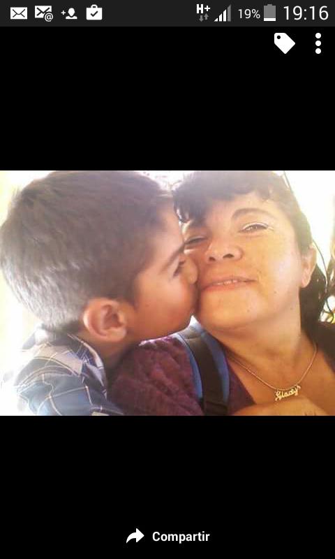 18Claudiacastro's tweet photo. #TodosConElNorteMG busco a gladyz martinez y su hijo hector castro  se encontraban en san antonio copiapo http://t.co/N1L7FHtJKe