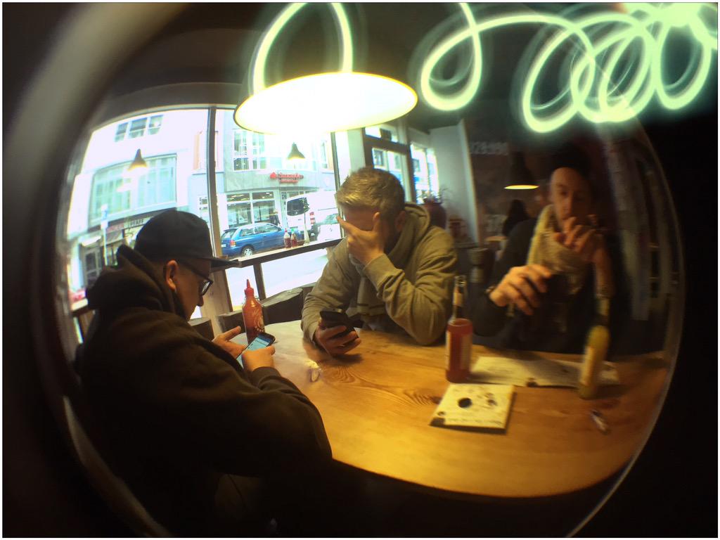 NormalerFahrer's tweet photo. Schon wieder 2 Herrengedeck... #tourlife #normaletour http://t.co/iGnpG02VM8