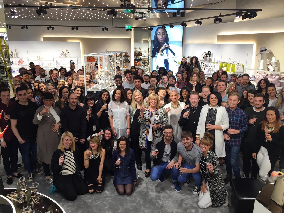 riverisland's tweet photo. 1 day to go...Meet team Birmingham Bullring! Join us tomorrow for the opening of our brand new flagship! #RIBULLRING http://t.co/lvJejejKp0