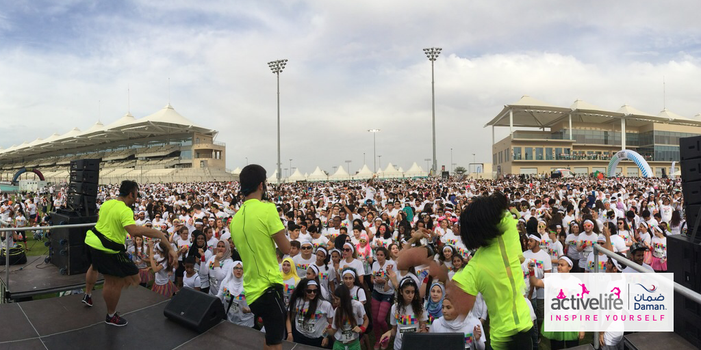 ActivelifeDaman's tweet image. We've arrived at @YasMarinaAD for the #Happiest5k! Tweet us your before/after photos :) #ColorRunUAE #WeShine
