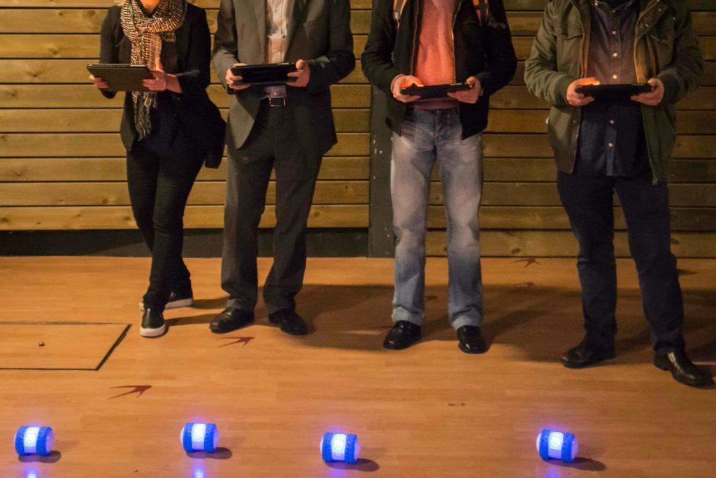 o2aventura's tweet photo. #Teambuilding tecnológico con #drones, una de nuestras novedades de cara a esta temporada, todo un éxito! http://t.co/3ZY8EWgQ6f