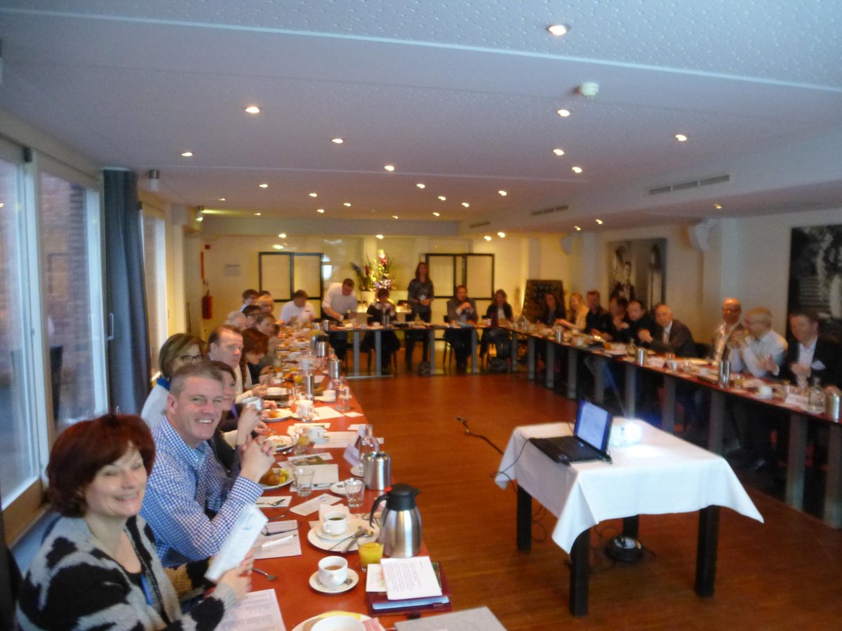 Afgelopen woensdag was het volle bak bij BNI Smaragd. Een zeer geslaagde famieliedag waar goede zaken werden gedaan.