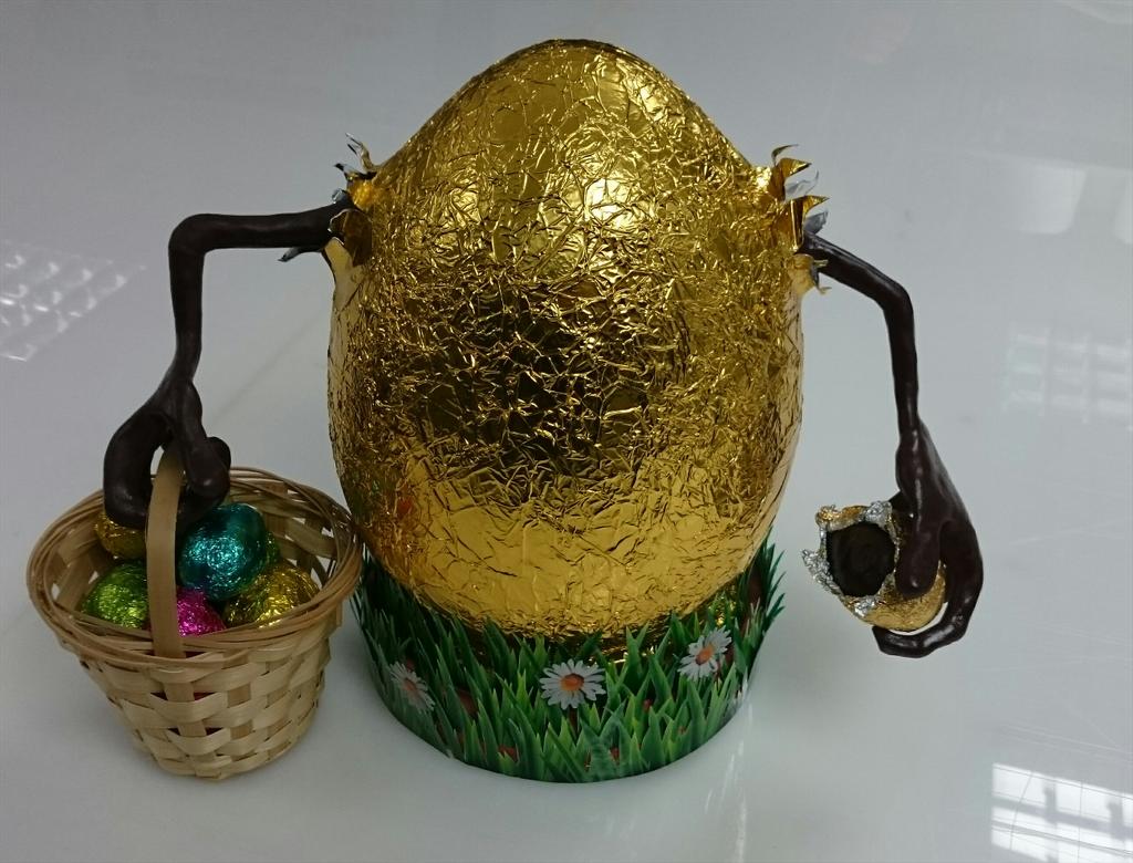garethsayers's tweet photo. Check out my creation for @BathFudgeShop #theegghunt http://t.co/nZIz2fGLoK