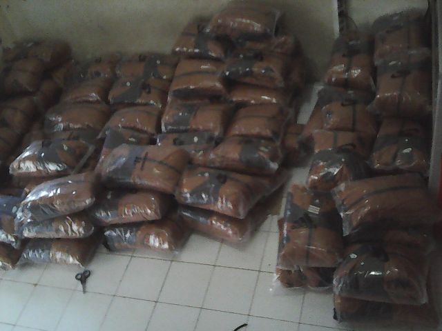 siap dikrim malam ini bg yg kmaren sudah mlakukan pembayaran awal scara lunas. yg belum lunas bisa segra dilunasi :)