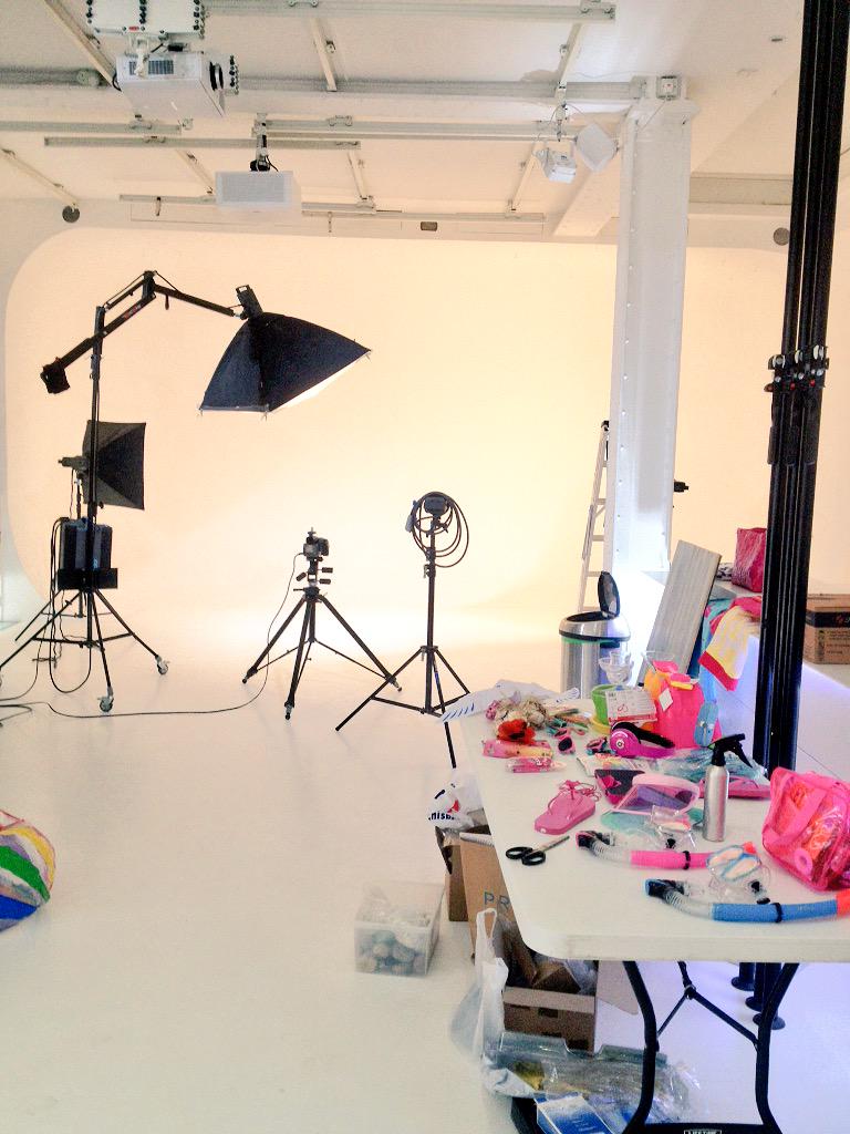 IcetankStudio's tweet photo. Today's shoot with @PackshotFactory is certainly making us feel summer ready #Icetank #PackshotFactory #photography http://t.co/WbC74d8gZI