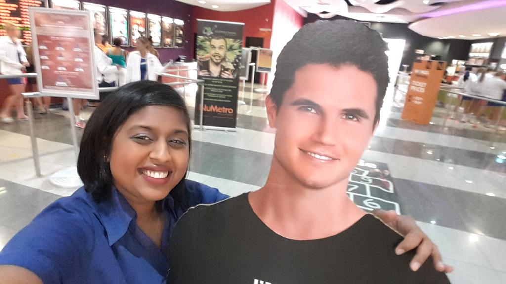 Marls17's tweet photo. Getting my selfie on with The Duff at Menlyn Mall #TheDuffSA http://t.co/hGTRBQTQ58