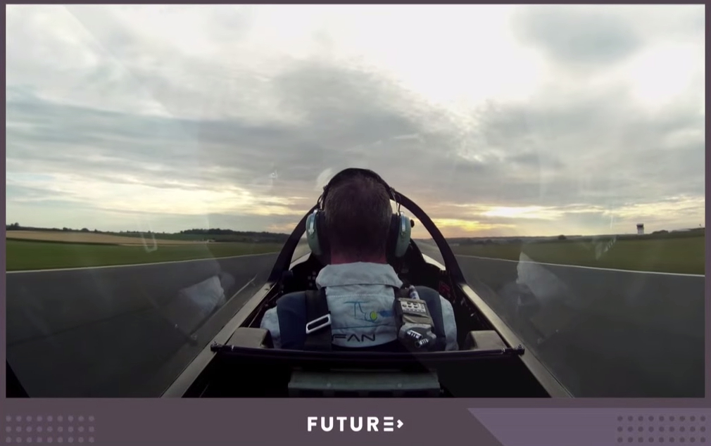 FUTUREMAG tweet media