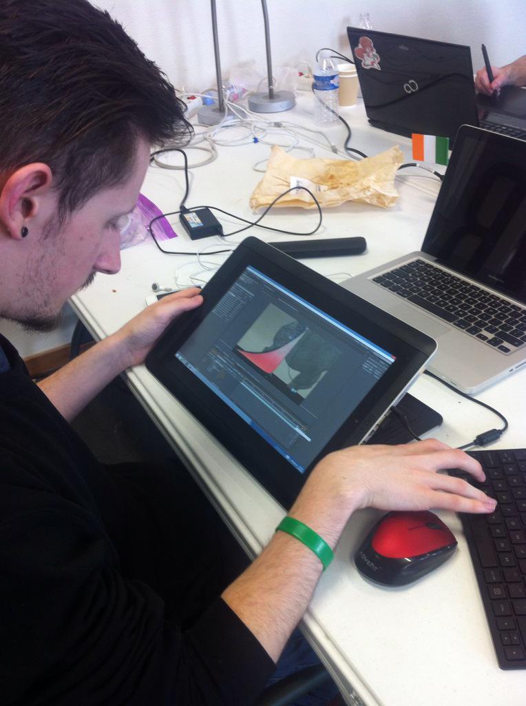 dm3d's tweet photo. @ISA_BCFE  nearly there 2 hrs to go! @feteanimlille http://t.co/yEv8pkp886