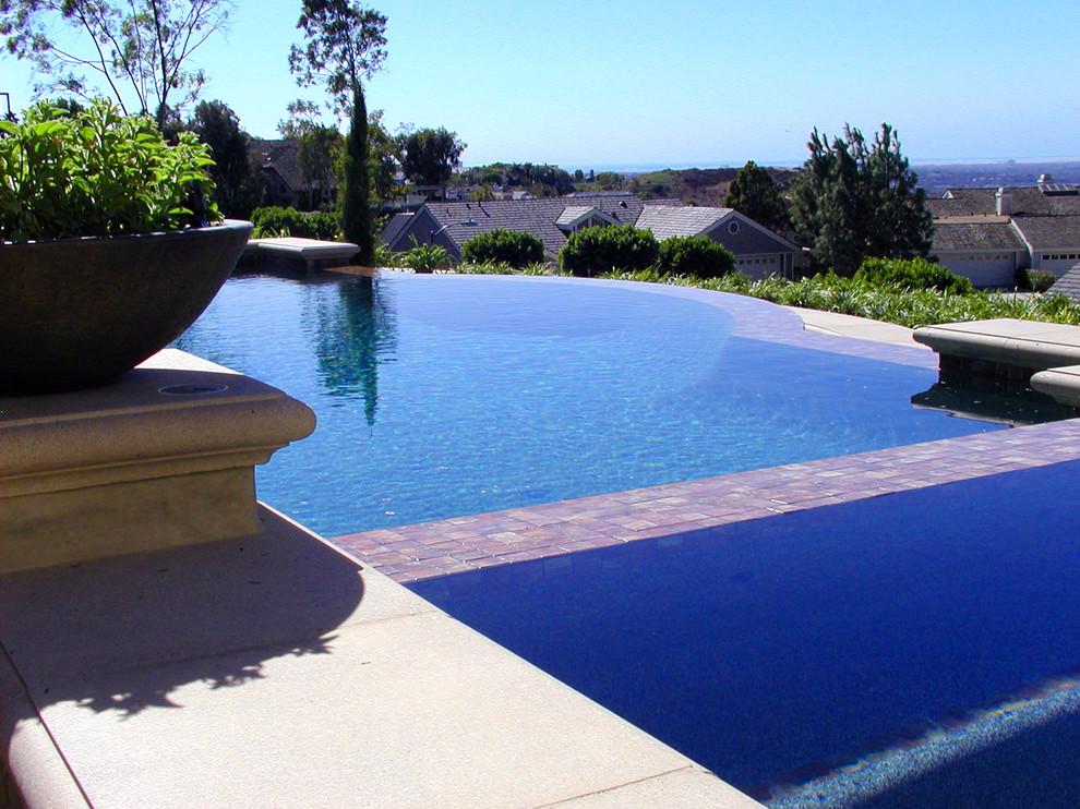 Technology_Pool's tweet image. Need Infinity  Swimming Pool Builders? 
#Infinitypool  #Poolcost #WorldTheatreDay
technologypools.co.uk