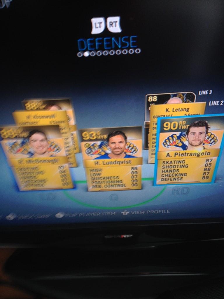 HutSavage's tweet photo. Sick of NHL.. SO GIVING AWAY MY WHOLE TEAM. AT 350 RETWEETS!! 💯🔥🔥🔥🔥🔥🔥 http://t.co/1xivhBmvuu