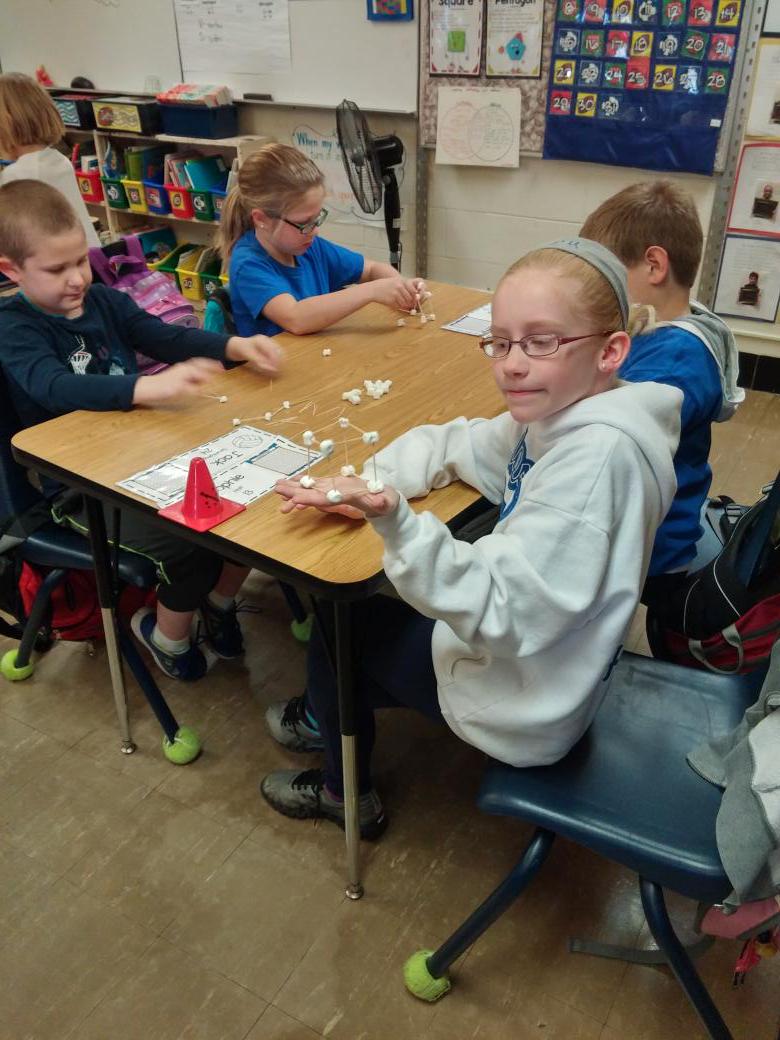 kinson2nd's tweet photo. Who says marshmallows are just for eating?! #2ndgradegeometry http://t.co/ipTUgZoYGC