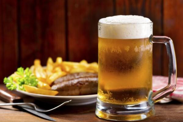 Los bebedores moderados de cerveza siguen el patrón alimentario de la Dieta  ... - blog.bierwinkel.es/los-bebedores-…