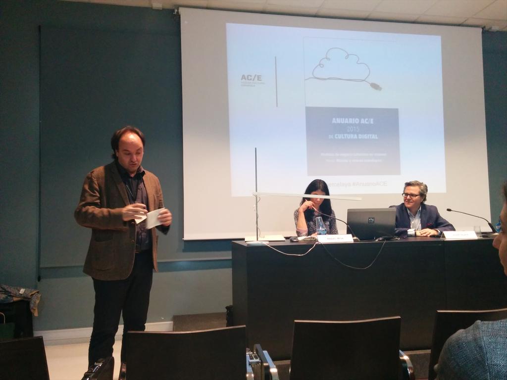 laura_eleon's tweet photo. Presentació anuari AC\E cultura digital @ACEcultura  avui al @MuseuNac_Cat #cultura #digital http://t.co/76TwHLHea4