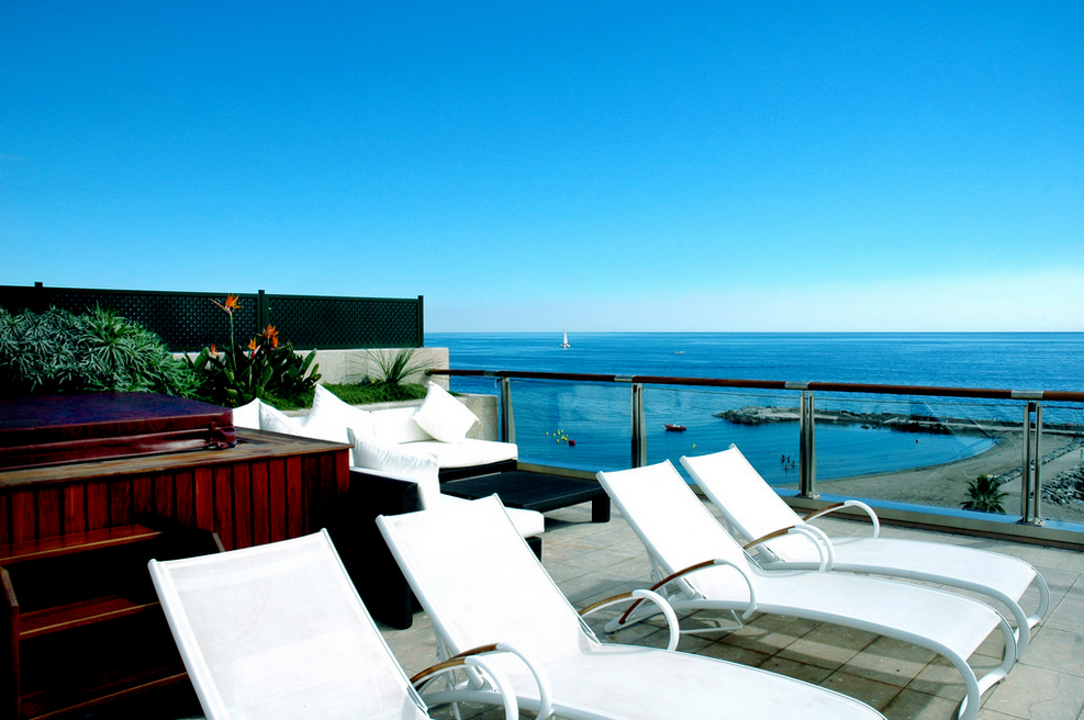 bedbooker's tweet photo. A stones throw from Puerto Banus &amp; close to the centre of Marbella.
Gran Hotel Guadalpín Banus
http://t.co/dF8vwAPhwl http://t.co/6zN5gt6EQw