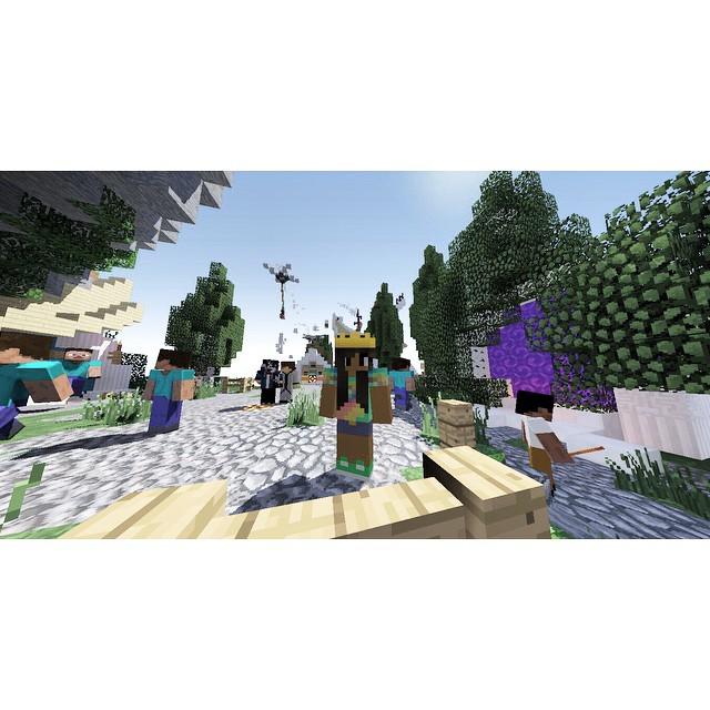 MineCraftFLL's tweet photo. by tiedyepickaxe Server...
#mc #minecraft #minecraftonly #mcpc #mcshaders #shaders #sky #sun #seus #seusshaders #seโฆ http://t.co/dwokKaNyky