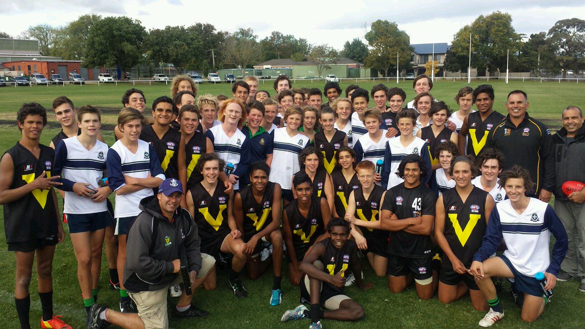 gariwerdman's tweet photo. Great day with @stpats @AFL_Indigenous kickstart @aflvic big wk end ahead. http://t.co/GypfHqay11