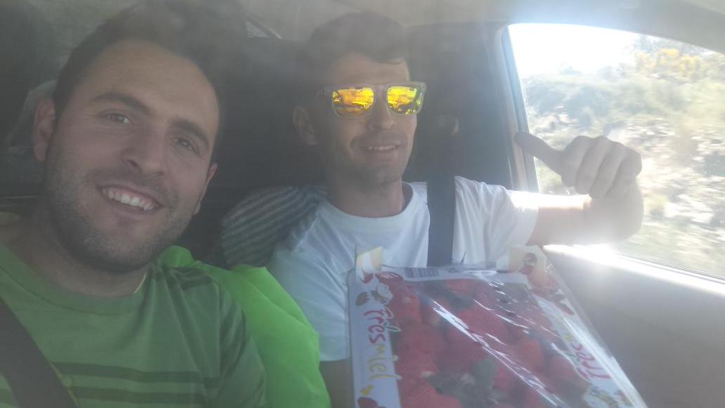 Gmez87's tweet photo. @luislopeza3 todo lo que no sea trabajar en la mina trae buenas recompensas. Es lo suyo @alejandro_277 http://t.co/PMVofGy82A