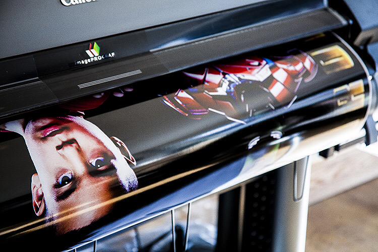 info_cherillian's tweet photo. Super #print of a #superhero @info_cherillian go to http://t.co/bJpIlEEY9O to see what your missing! #POW! http://t.co/pIQT80Rr05
