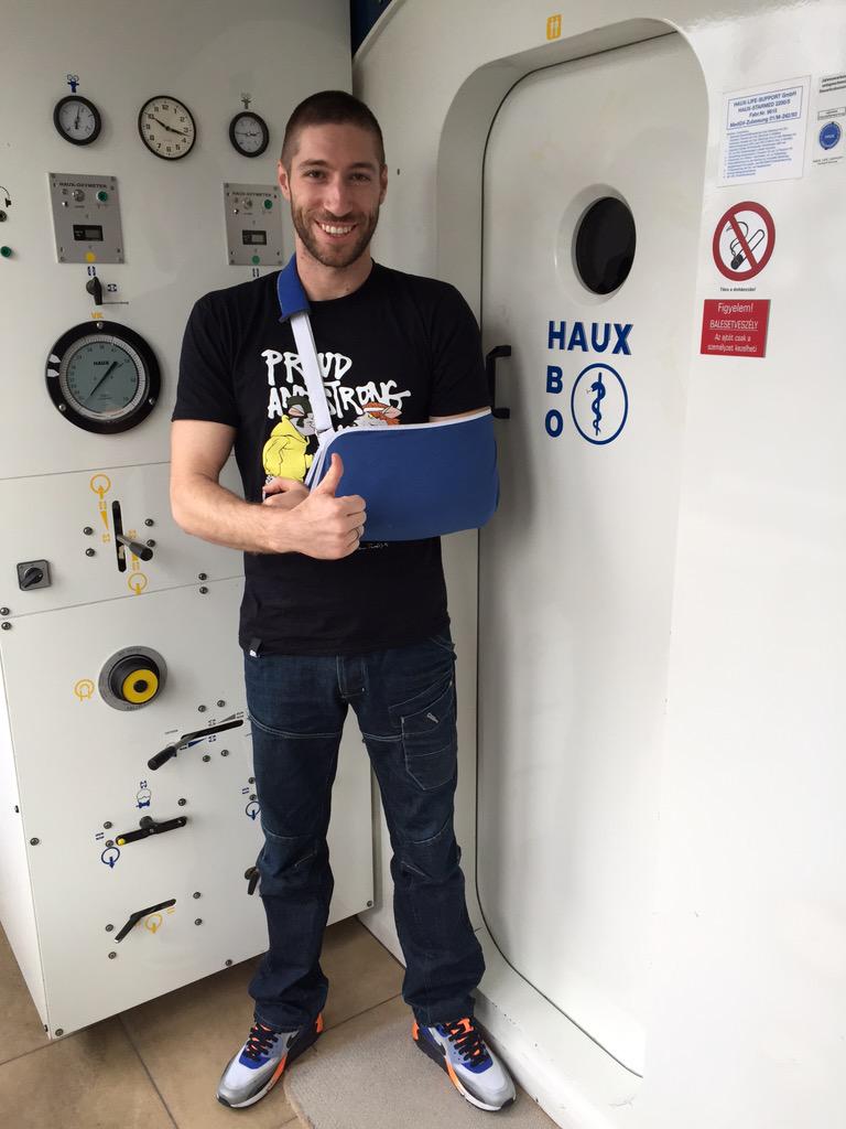 berki_torna's tweet photo. Egy kis #rehabilitáció����# #rehabilitatie 😊 http://t.co/JM0Ailqnzr