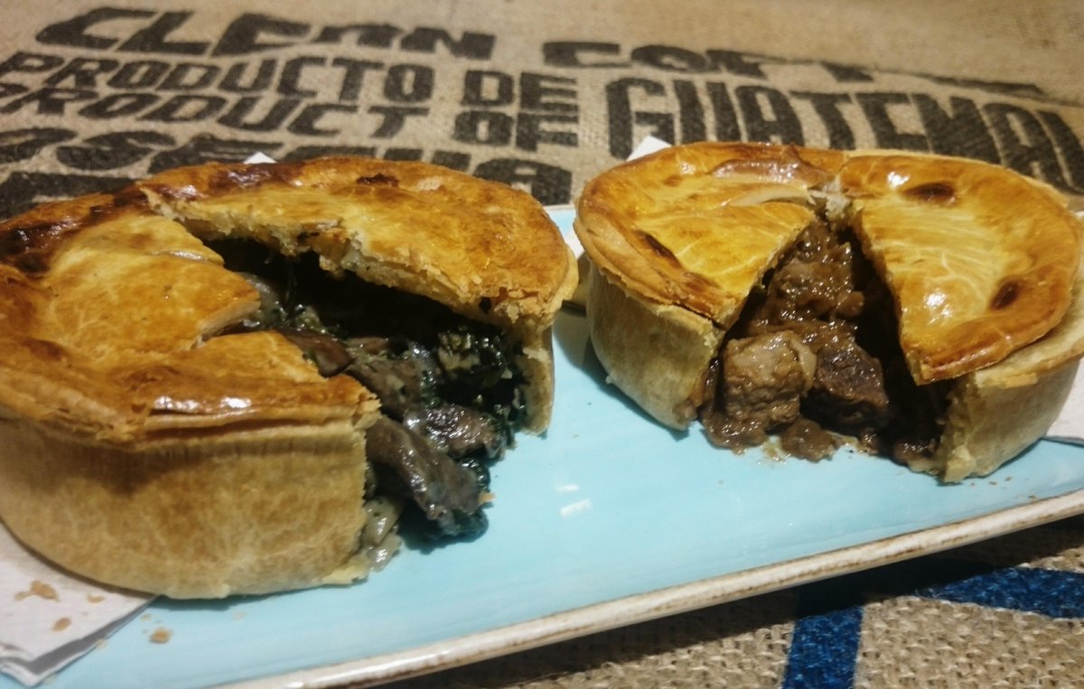 HH_Swindon's tweet photo. Why can't every Friday be a #PieDay. The question, Mushroom &amp; Spinach or Steak &amp; Ale? http://t.co/PFgKOygdyQ