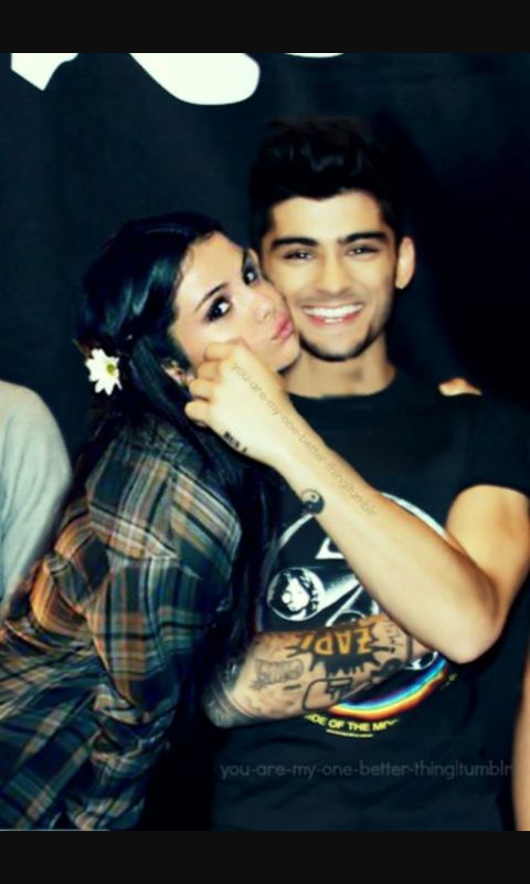 Jisoolena_'s tweet image. #VoteSelenaGomez #KCA

#SelenatorshelpDirectioners