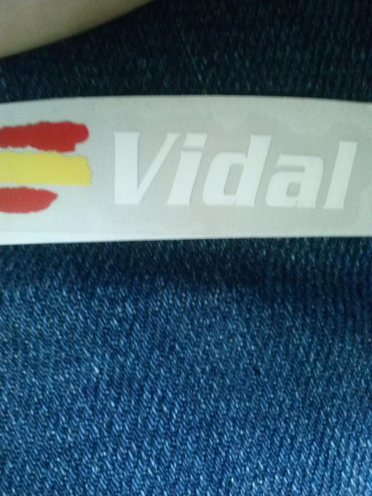 JV_Vidal15's tweet photo. A lo mejor me llaman hasta facha por ponerle estas pegatinas a la bici #meloesperotodo http://t.co/TStNDMOC3Q