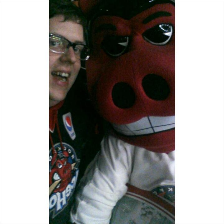 MOFFITW's tweet photo. #VoteHammy #mascotmadness http://t.co/ky1wvUkDzC