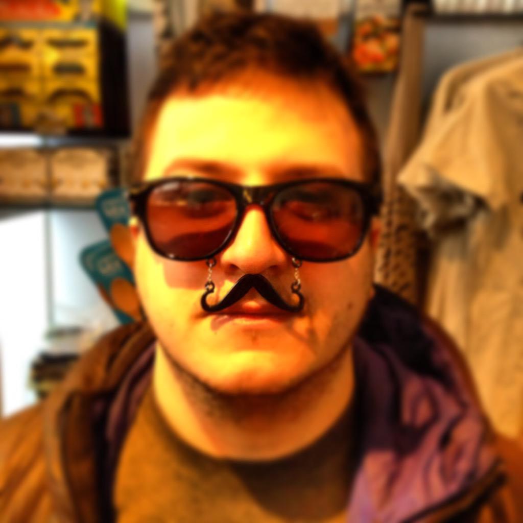 arutunov's tweet photo. @d_shamray хорошо http://t.co/0dug2CE4qi
