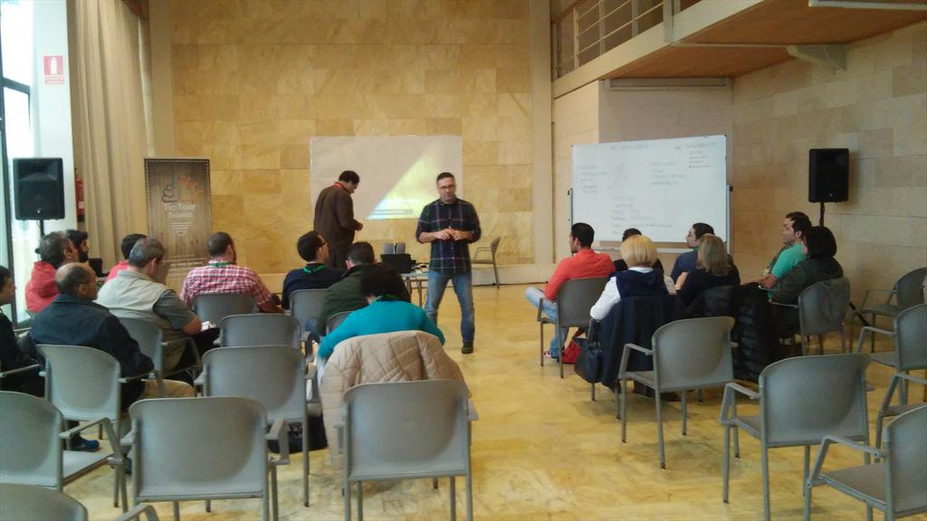 _Arfalve's tweet photo. Comienza#ttt @SPEGC http://t.co/OYmkZ3qVAF