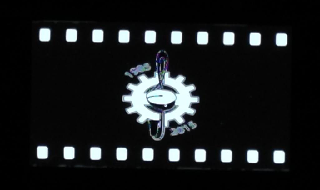 TreJake's tweet image. #teekkarikuoro'ilua ja #tankotanssi'a 😉