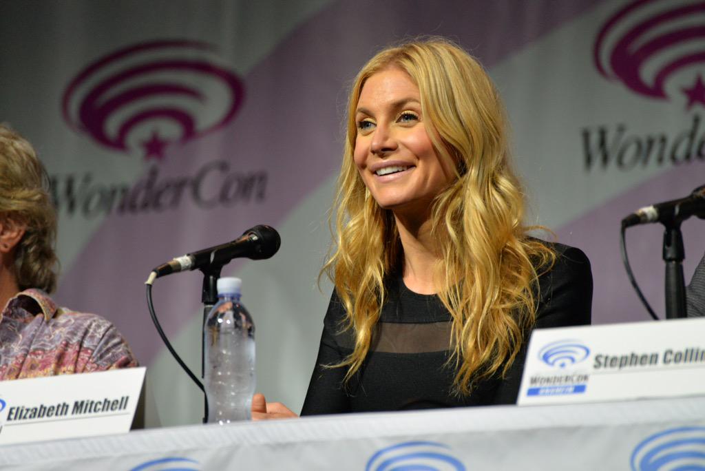 HAPPY BIRTHDAY ELIZABETH MITCHELL!!!!!! 