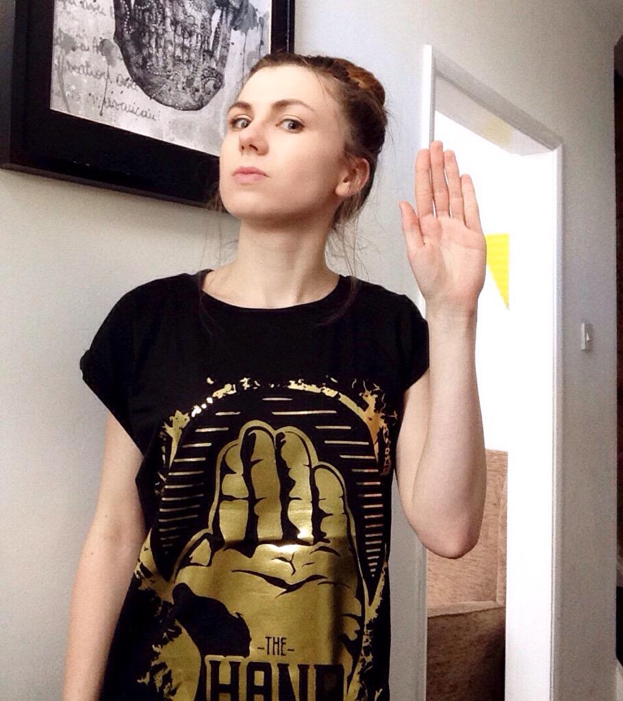 RhiFrost_'s tweet photo. Got my #handoftruth t-shirt today!!! It's not a cult... I swear #praisethehand #hatfilms @hat_films http://t.co/55t5ooof9m
