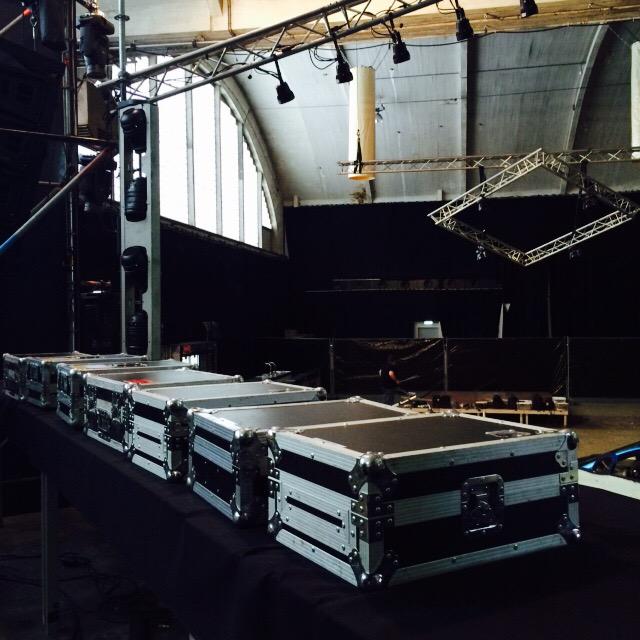 DaSilvaMusicNL's tweet photo. DJ gear voor de #Vasim #Nijmegen staat klaar! http://t.co/s9i9CO0QYA