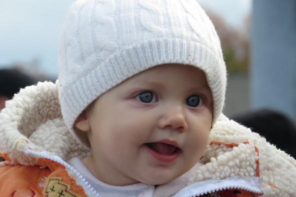 RMUGreekLife's tweet photo. TONIGHT: AIR BAND - 7pm in Sewall Center Arena. $1 at the door benefits this little girl battling leukemia http://t.co/qLewnEX7xq