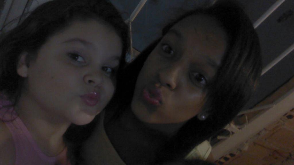 marceladepaul14's tweet photo. Eu e ela mana perft <3 @camilegl09 http://t.co/Lz2BokAEyG