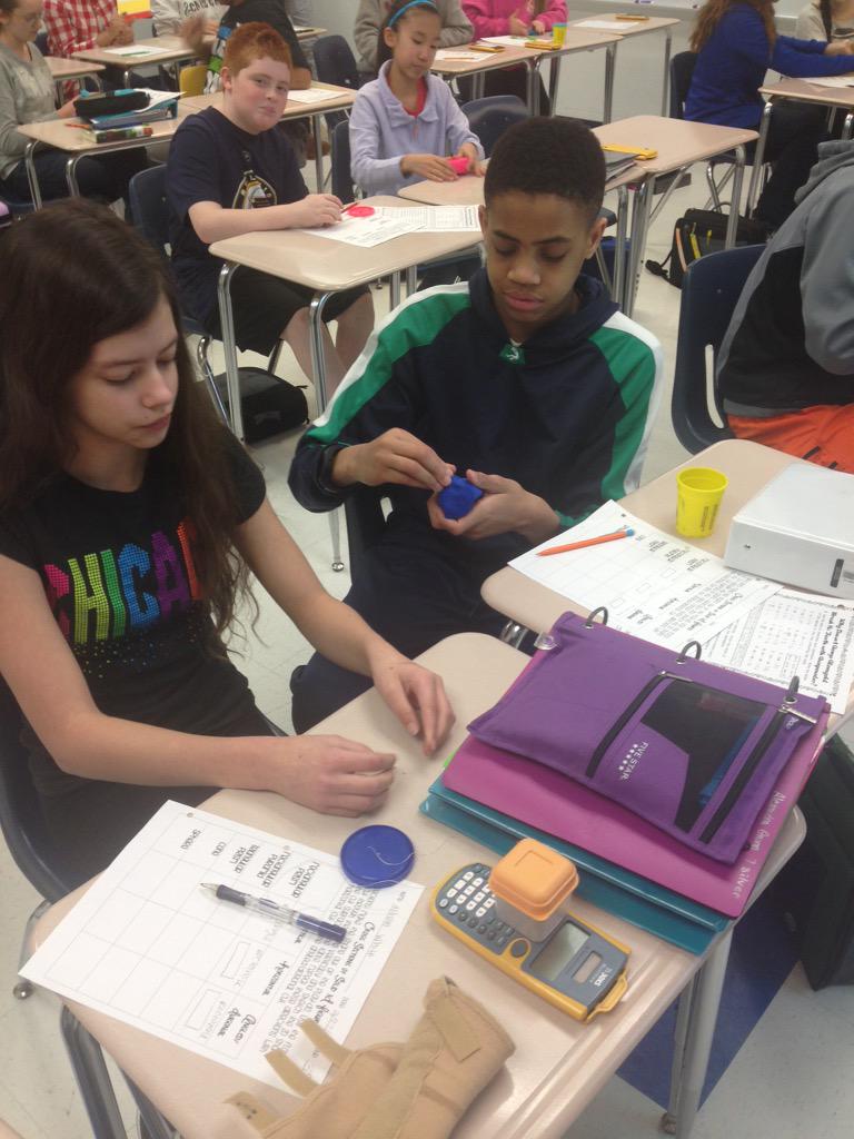 CMS7Silver's tweet photo. Building 3D figures and discovering their different cross sections! #Playdoh&amp;Floss #MathFun http://t.co/n8WACSAS7k