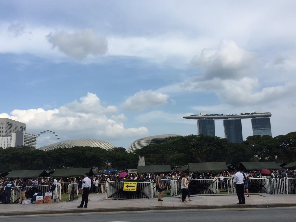 mae_yip's tweet image. Farewell to our Founding Father of Singapore..#Mr Lee Kuan Yew..You will be always in our hearts..Thank you.