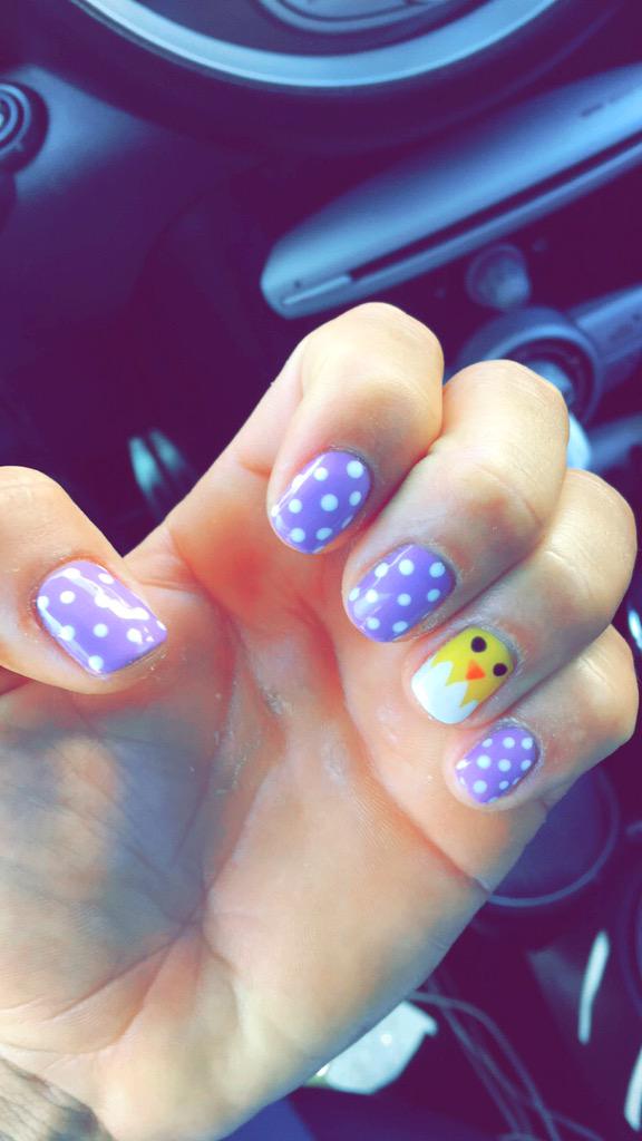 ltfisher12's tweet photo. Who says a girl can't have good nails? 💁😍 
Ready for 15.5 tonight... #EasterNails🐰 #Tradition #ObsessedWithThese http://t.co/cIVdbZHvsM
